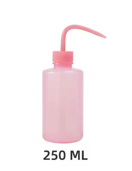 250ml Squeeze Wash Bottle